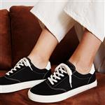 black sneaks